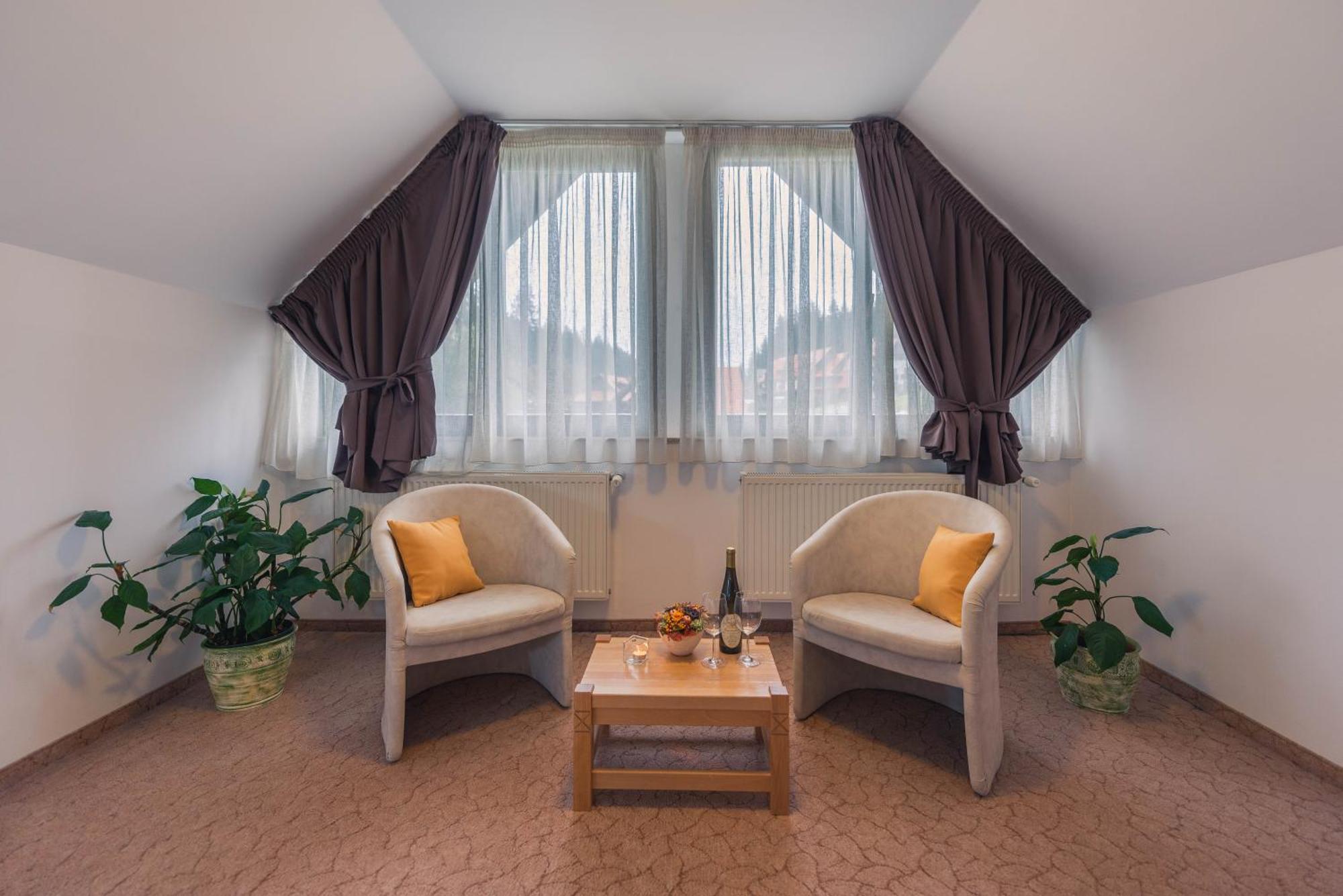 Lobogo Resort Vlahita Bagian luar foto